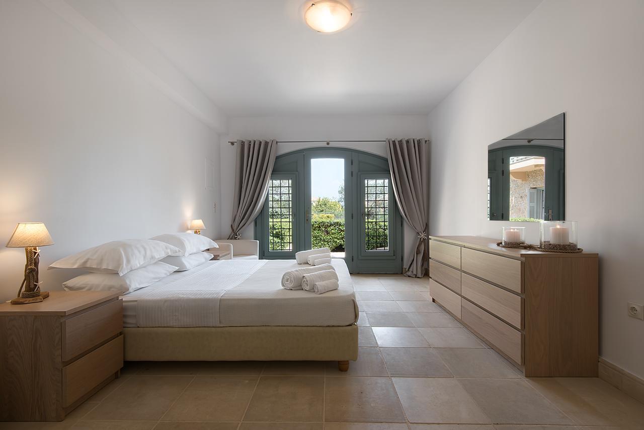 Villa Emerald Порто-Хелі Екстер'єр фото